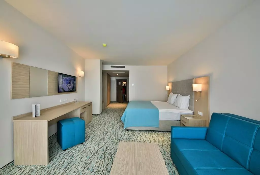 hotel astoria mare varna_shabavizparvaz_09.jpg